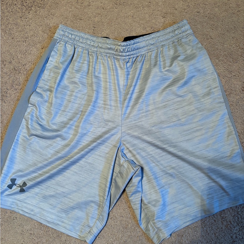 Under Armour Gray Athletic Shorts Moisture-Wicking